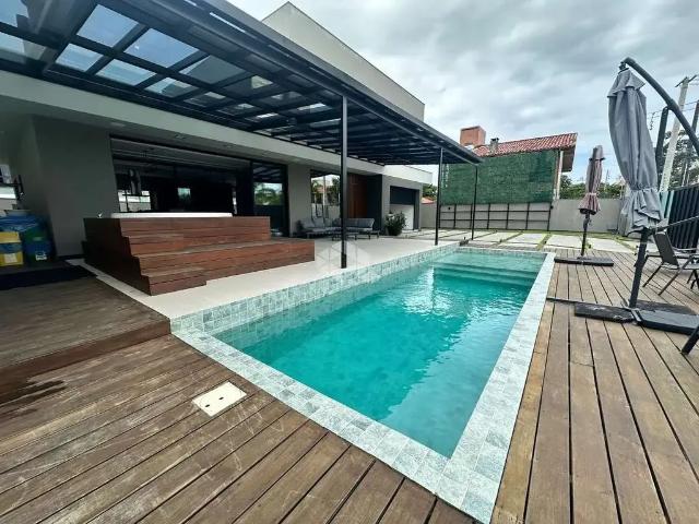 Casa / Sobrado para Venda em Florianópolis/SC Ingleses do Rio Vermelho 4 Quartos