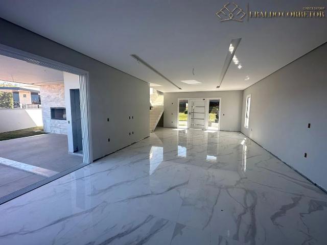 Casa / Sobrado para Venda em Florianópolis/SC Ingleses do Rio Vermelho 4 Quartos