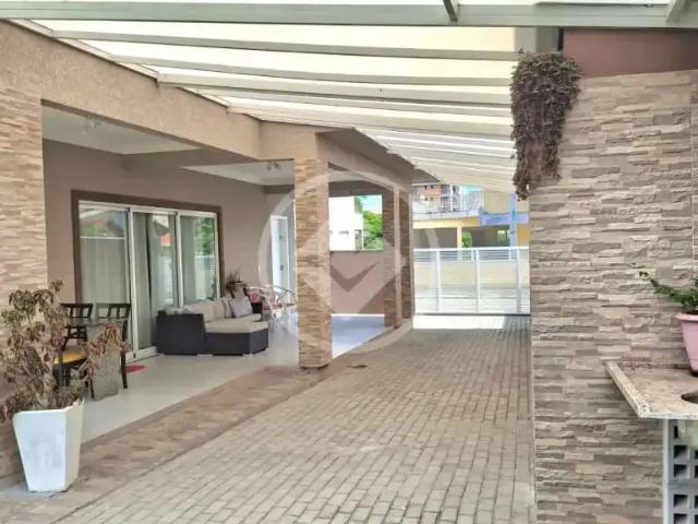 Casa / Sobrado para Venda em Florianópolis/SC Ingleses do Rio Vermelho 6 Quartos