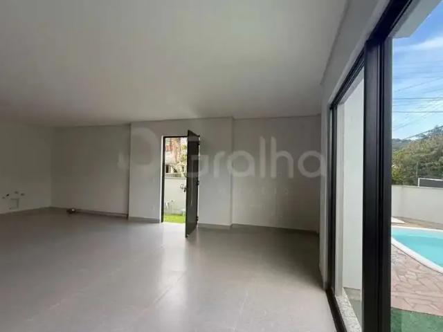 Casa / Sobrado para Venda em Florianópolis/SC Itacorubi 3 Quartos