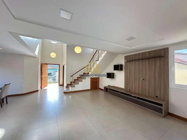 Casa / Sobrado para Venda em Florianópolis/SC Itacorubi 3 Quartos