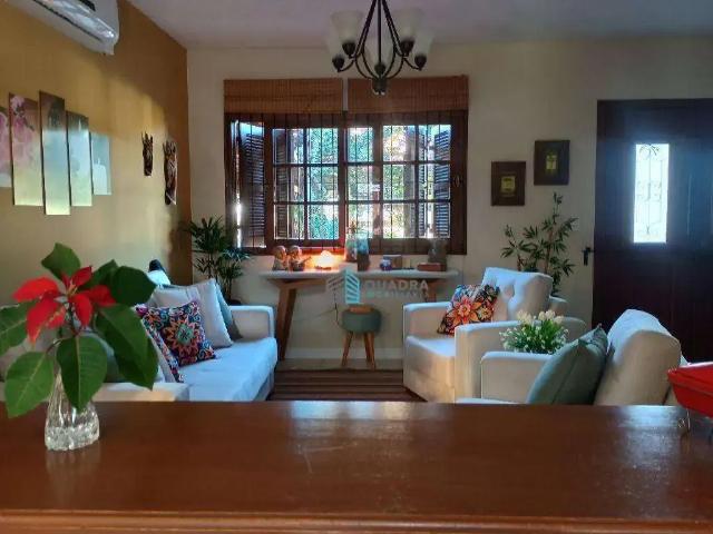 Casa / Sobrado para Venda em Florianópolis/SC Itacorubi 4 Quartos