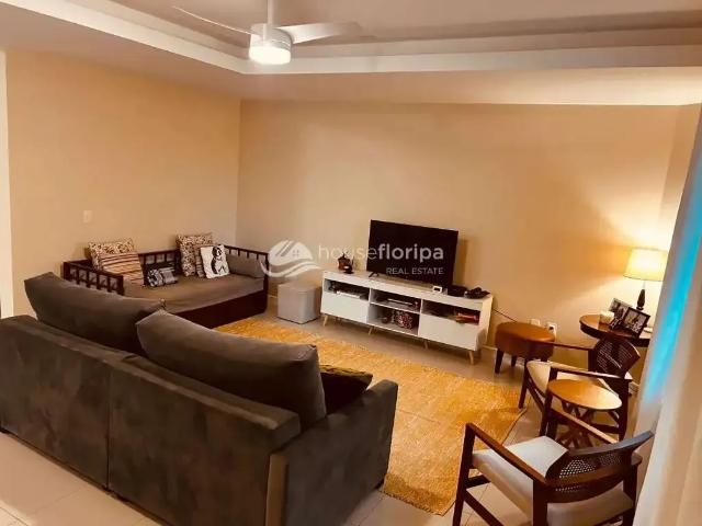 Casa / Sobrado para Venda em Florianópolis/SC Itacorubi 4 Quartos