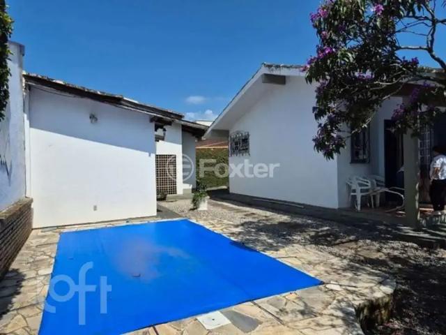 Casa / Sobrado para Venda em Florianópolis/SC Itacorubi 4 Quartos