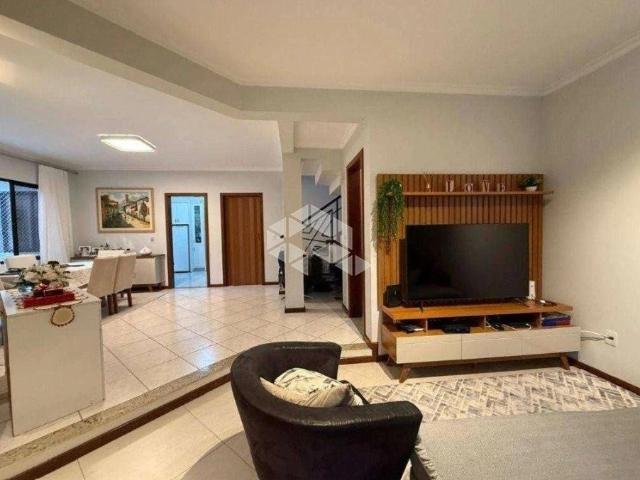 Casa / Sobrado para Venda em Florianópolis/SC Itacorubi 4 Quartos