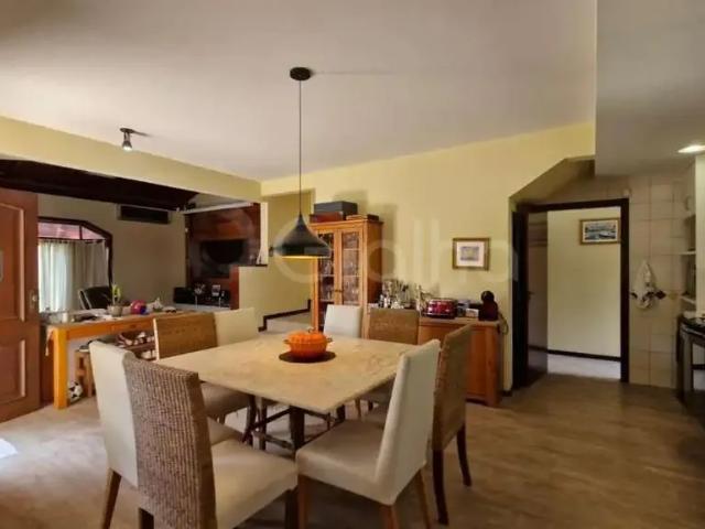 Casa / Sobrado para Venda em Florianópolis/SC Itacorubi 4 Quartos