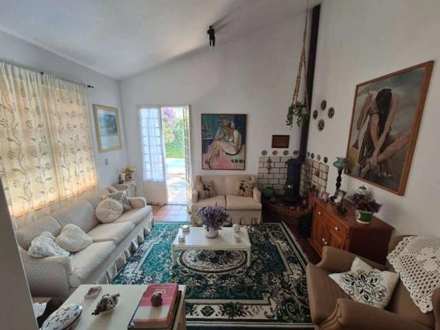 Casa / Sobrado para Venda em Florianópolis/SC Itacorubi 4 Quartos