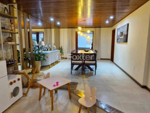 Casa / Sobrado para Venda em Florianópolis/SC Itacorubi 5 Quartos