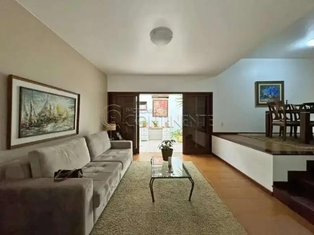 Casa / Sobrado para Venda em Florianópolis/SC Itaguaçu 3 Quartos