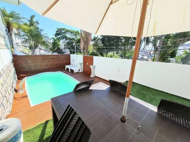 Casa / Sobrado para Venda em Florianópolis/SC Itaguaçu 4 Quartos