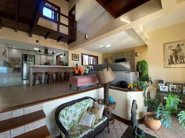 Casa / Sobrado para Venda em Florianópolis/SC Itaguaçu 4 Quartos