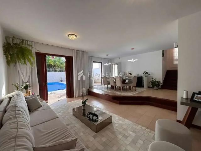 Casa / Sobrado para Venda em Florianópolis/SC Itaguaçu 5 Quartos
