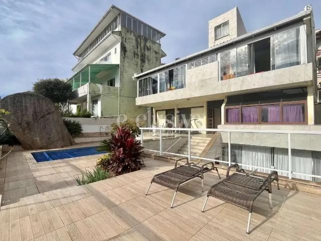 Casa / Sobrado para Venda em Florianópolis/SC Itaguaçu 5 Quartos