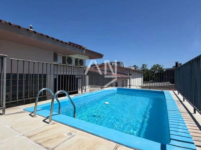 Casa / Sobrado para Venda em Florianópolis/SC Jardim Atlântico 4 Quartos