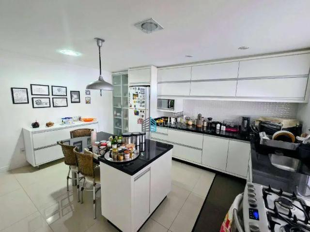 Casa / Sobrado para Venda em Florianópolis/SC Jardim Anchieta 4 Quartos