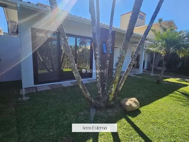 Casa / Sobrado para Venda em Florianópolis/SC Jurerê Internacional 3 Quartos