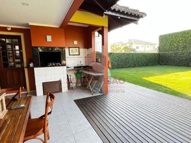 Casa / Sobrado para Venda em Florianópolis/SC Jurerê Internacional 3 Quartos
