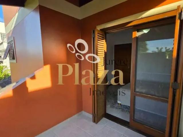 Casa / Sobrado para Venda em Florianópolis/SC Jurerê Internacional 3 Quartos