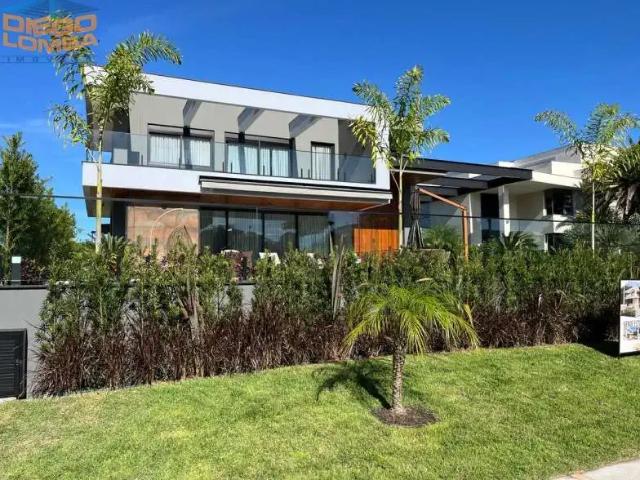 Casa / Sobrado para Venda em Florianópolis/SC Jurerê Internacional 4 Quartos
