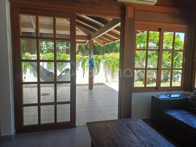 Casa / Sobrado para Venda em Florianópolis/SC Jurerê Internacional 4 Quartos