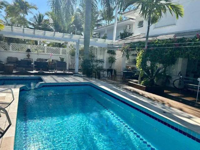 Casa / Sobrado para Venda em Florianópolis/SC Jurerê Internacional 4 Quartos