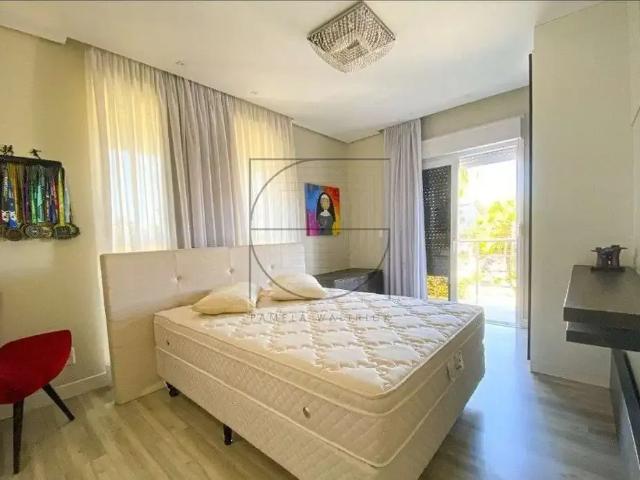 Casa / Sobrado para Venda em Florianópolis/SC Jurerê Internacional 5 Quartos