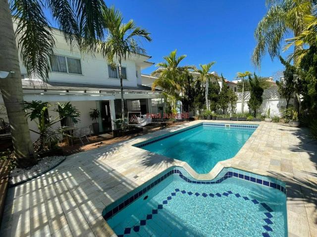 Casa / Sobrado para Venda em Florianópolis/SC Jurerê Internacional 5 Quartos