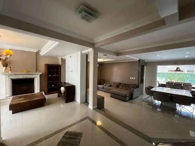 Casa / Sobrado para Venda em Florianópolis/SC Jurerê Internacional 5 Quartos