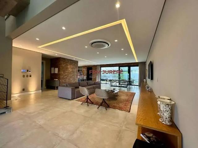 Casa / Sobrado para Venda em Florianópolis/SC Jurerê Internacional 5 Quartos