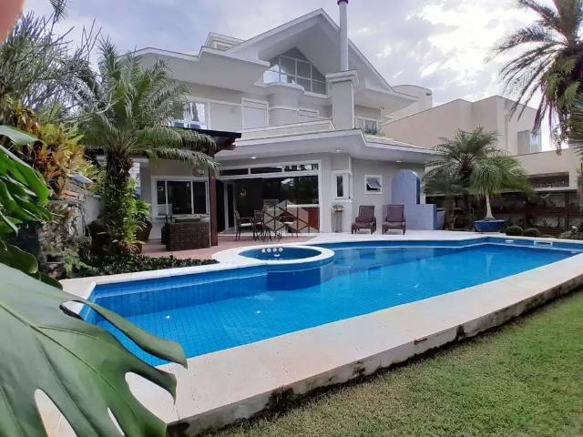 Casa / Sobrado para Venda em Florianópolis/SC Jurerê Internacional 5 Quartos