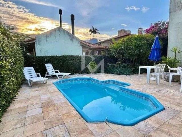 Casa / Sobrado para Venda em Florianópolis/SC Jurerê Internacional 5 Quartos