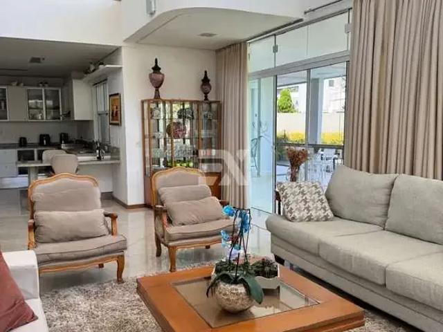 Casa / Sobrado para Venda em Florianópolis/SC Jurerê Internacional 5 Quartos