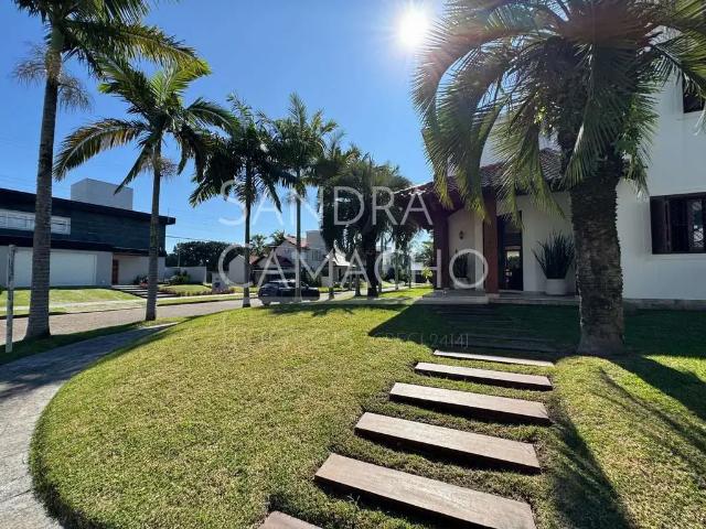 Casa / Sobrado para Venda em Florianópolis/SC Jurerê Internacional 6 Quartos