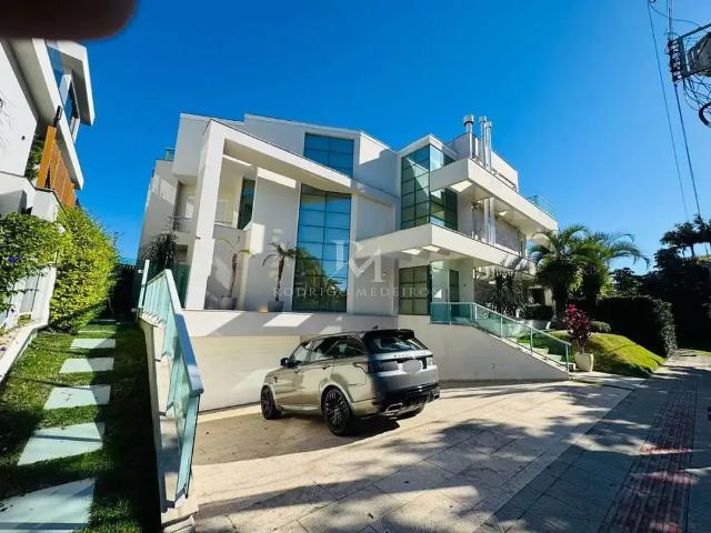 Casa / Sobrado para Venda em Florianópolis/SC Jurerê Internacional 6 Quartos