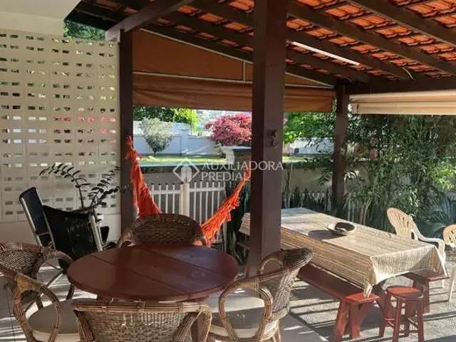 Casa / Sobrado para Venda em Florianópolis/SC Jurerê 3 Quartos