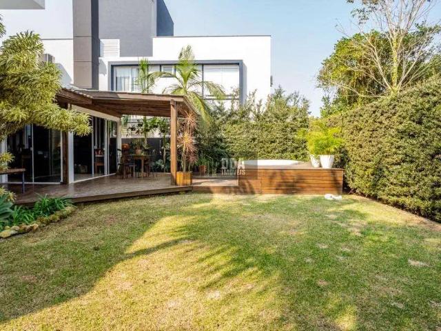 Casa / Sobrado para Venda em Florianópolis/SC Jurerê 4 Quartos