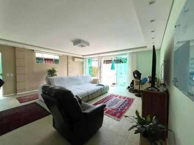 Casa / Sobrado para Venda em Florianópolis/SC Lagoa da Conceição 3 Quartos
