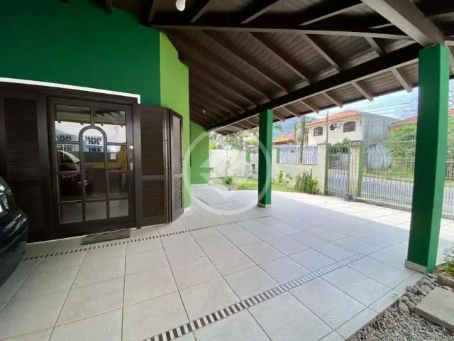 Casa / Sobrado para Venda em Florianópolis/SC Lagoa da Conceição 3 Quartos
