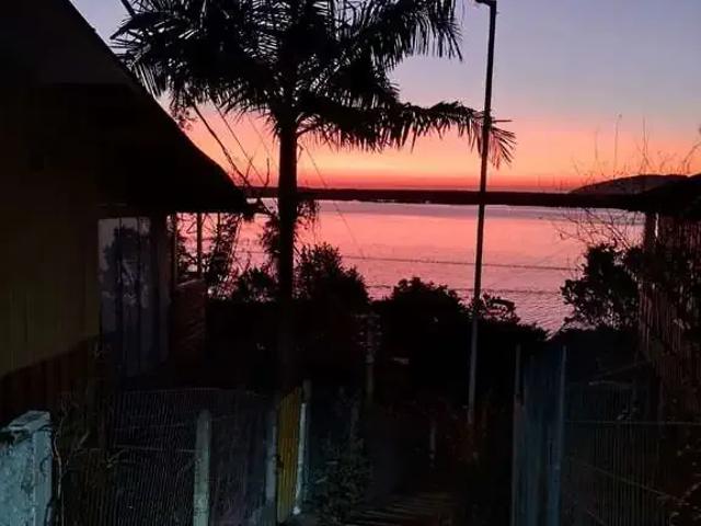Casa / Sobrado para Venda em Florianópolis/SC Lagoa da Conceição 2 Quartos