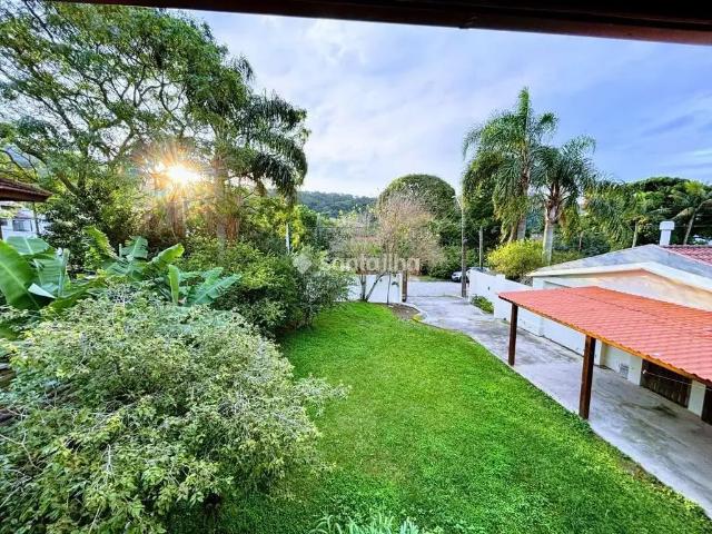 Casa / Sobrado para Venda em Florianópolis/SC Lagoa da Conceição 4 Quartos