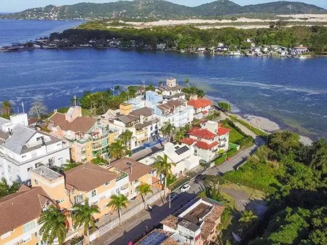 Casa / Sobrado para Venda em Florianópolis/SC Lagoa da Conceição 4 Quartos