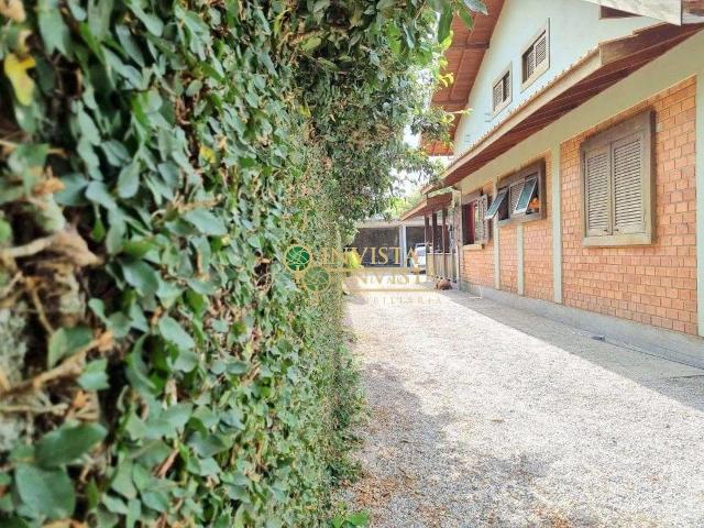 Casa / Sobrado para Venda em Florianópolis/SC Morro das Pedras 4 Quartos