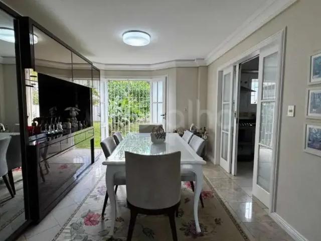 Casa / Sobrado para Venda em Florianópolis/SC Novo Campeche 4 Quartos