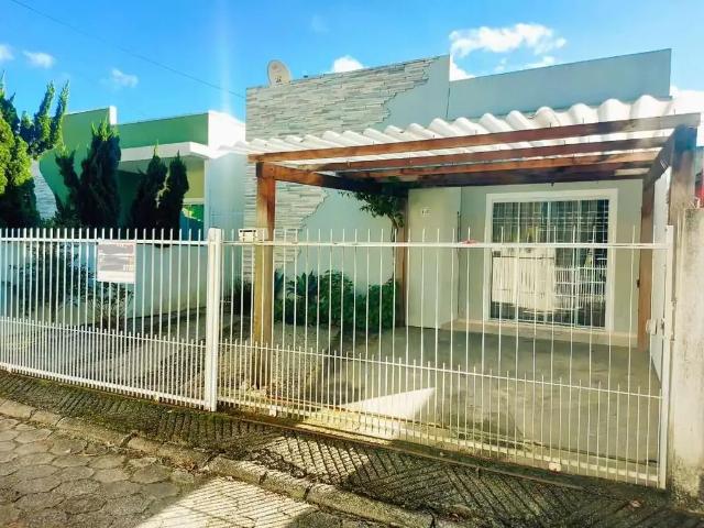 Casa / Sobrado para Venda em Florianópolis/SC São João do Rio Vermelho 2 Quartos