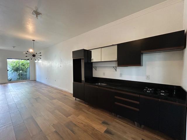 Casa / Sobrado para Venda em Florianópolis/SC São João do Rio Vermelho 2 Quartos