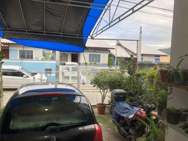 Casa / Sobrado para Venda em Florianópolis/SC São João do Rio Vermelho 2 Quartos