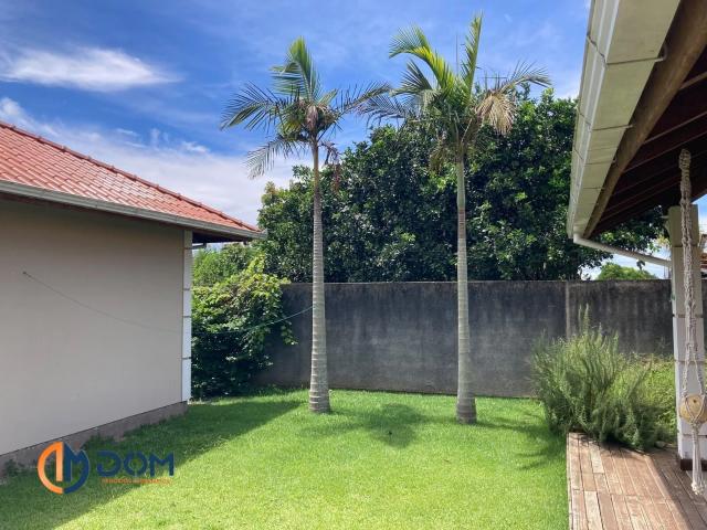 Casa / Sobrado para Venda em Florianópolis/SC São João do Rio Vermelho 3 Quartos