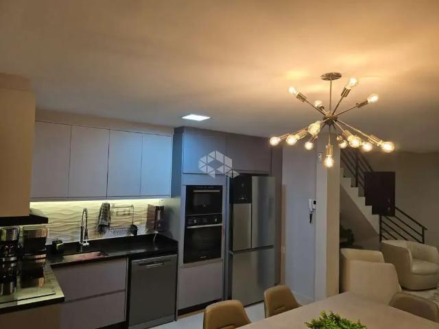 Casa / Sobrado para Venda em Florianópolis/SC São João do Rio Vermelho 3 Quartos