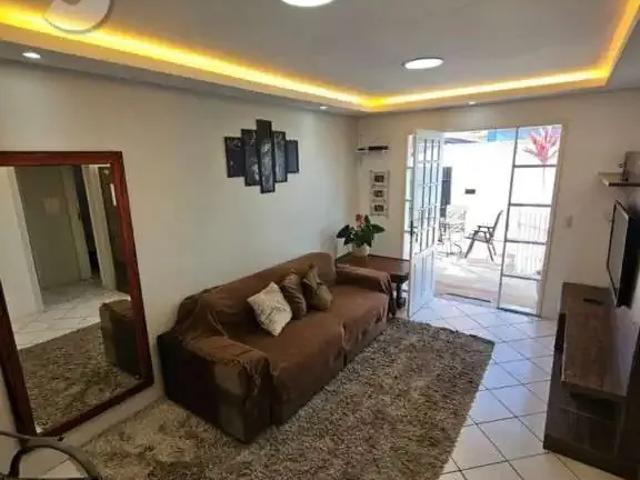 Casa / Sobrado para Venda em Florianópolis/SC São João do Rio Vermelho 3 Quartos