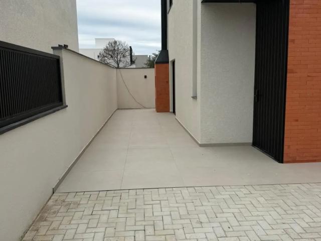 Casa / Sobrado para Venda em Florianópolis/SC São João do Rio Vermelho 3 Quartos